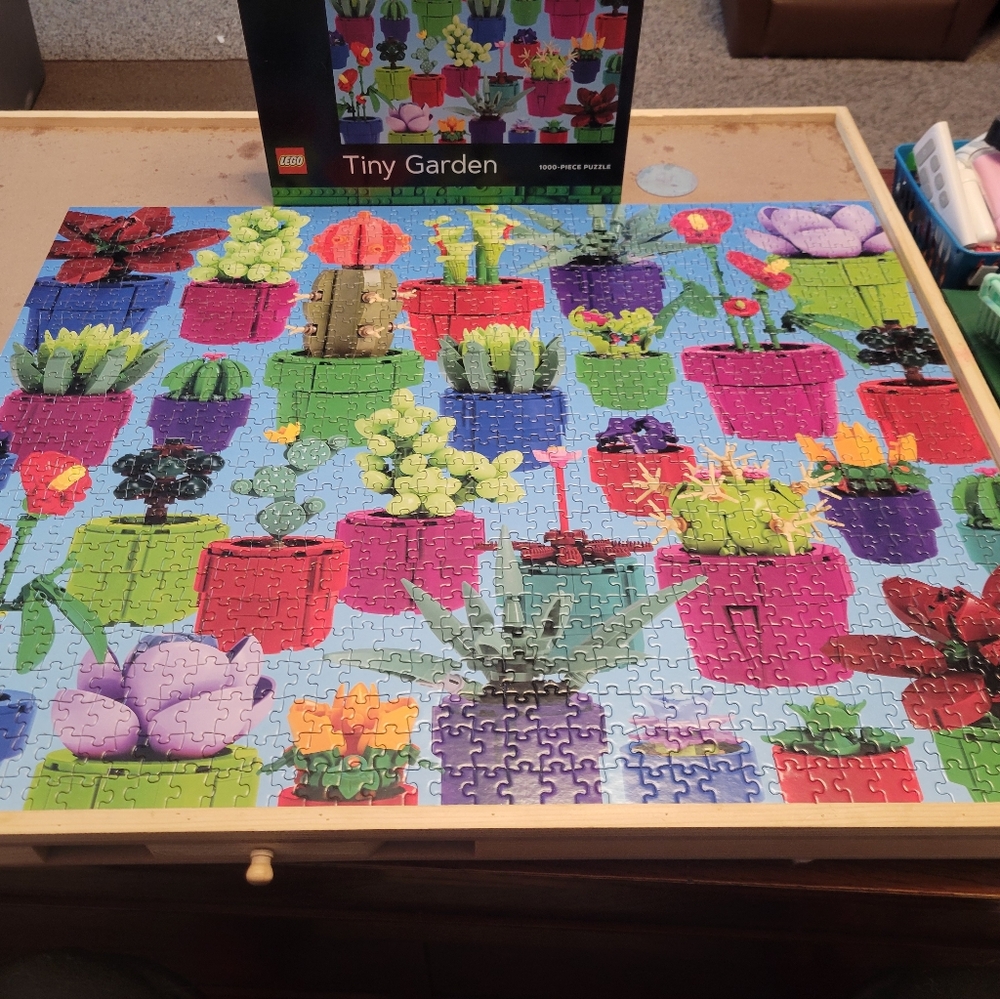 LEGO‎ Vibrant Tiny Garden Puzzle 1000 Pc